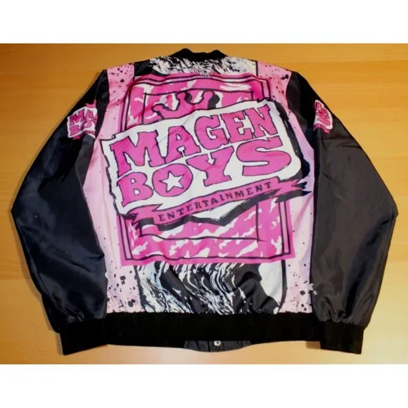 Magen Boys Entertainment Bomber Jacket Mens Adult Small Chalk Line Black Pink